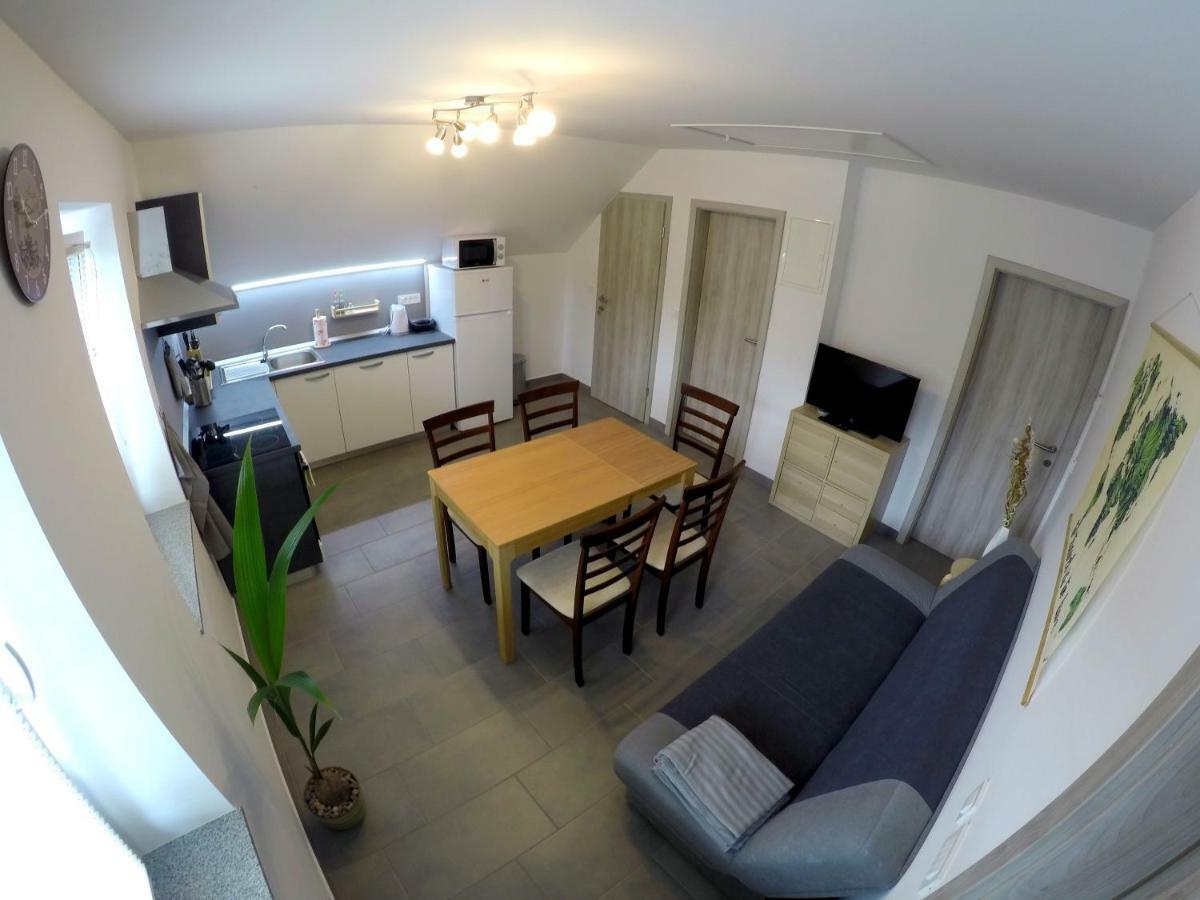 The Jungle Apartments And Rooms Bled Esterno foto