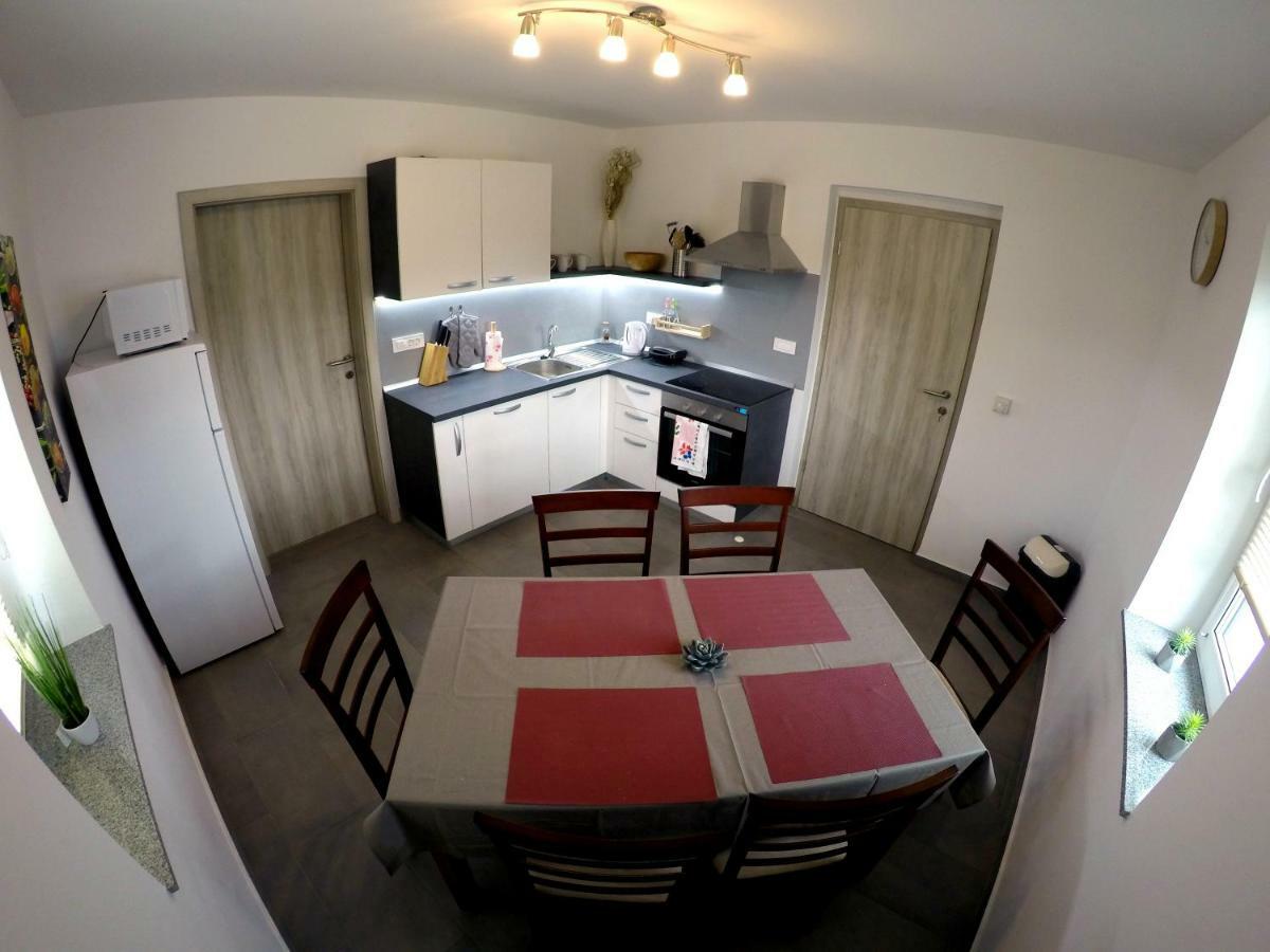 The Jungle Apartments And Rooms Bled Esterno foto